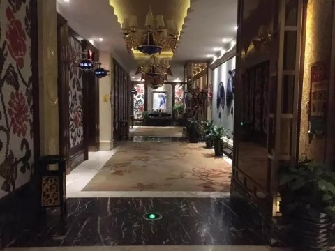 清远哪个ktv荤的妹子质量好